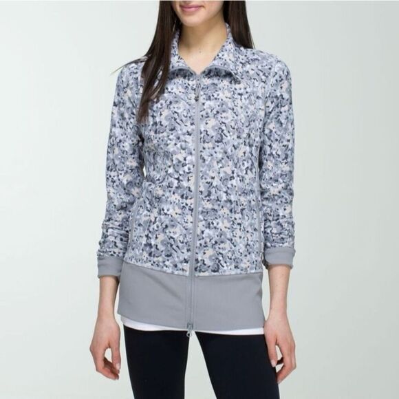 Lululemon Nice Asana Jacket size 4 Gray - Picture 10 of 10